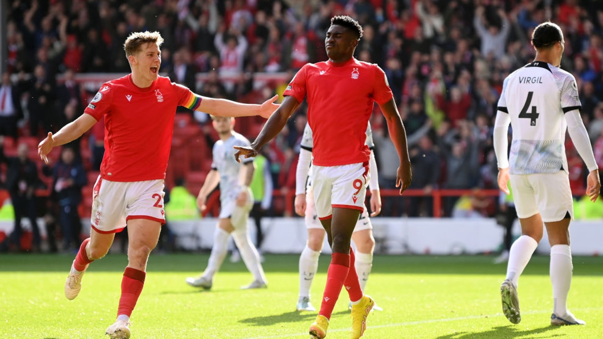 轮的比赛中 轮的比赛中